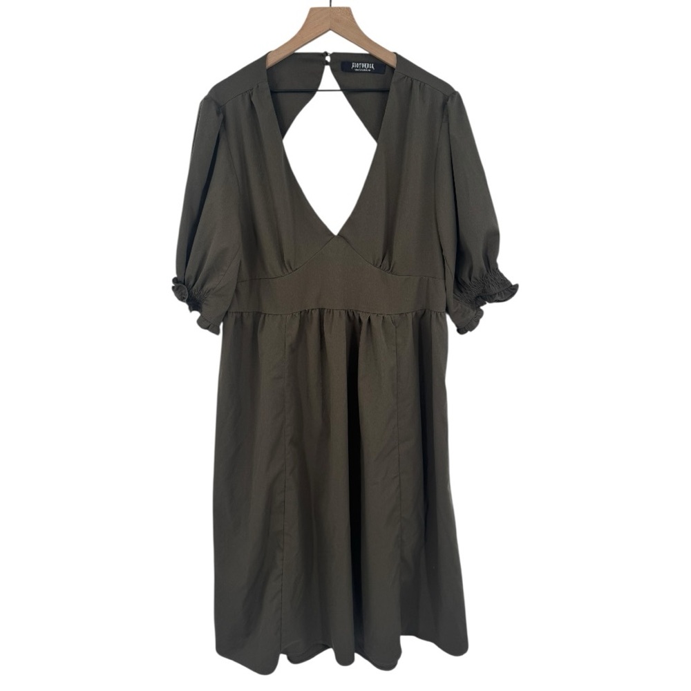 Disturbia Olive Midi Dress - Picture 4 of 12